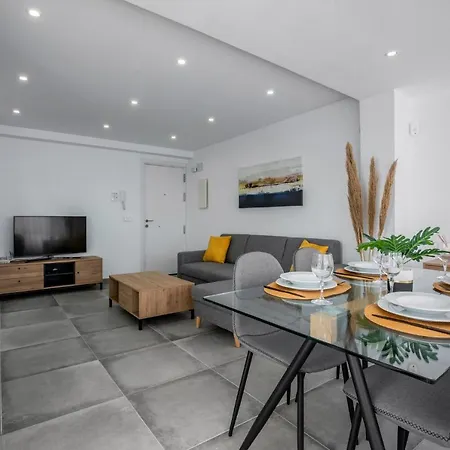 ático En Casco Antiguo Appartamento *